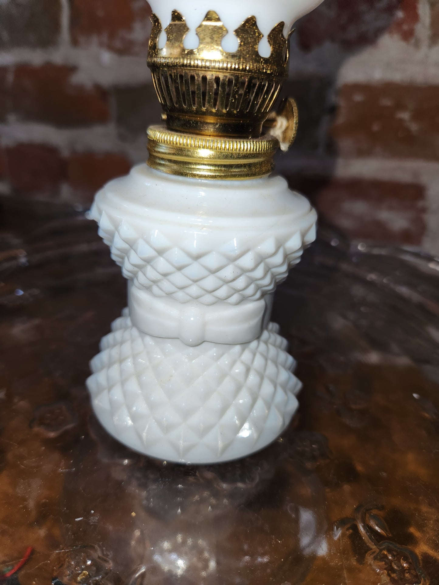vintage miniature milk glass oil lamp lamp2