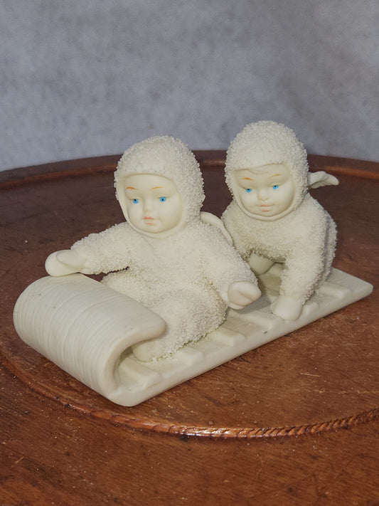 Vintage Snowbabies Department 56 Down The Hill We Go #79600 1997 NO BOX sb87