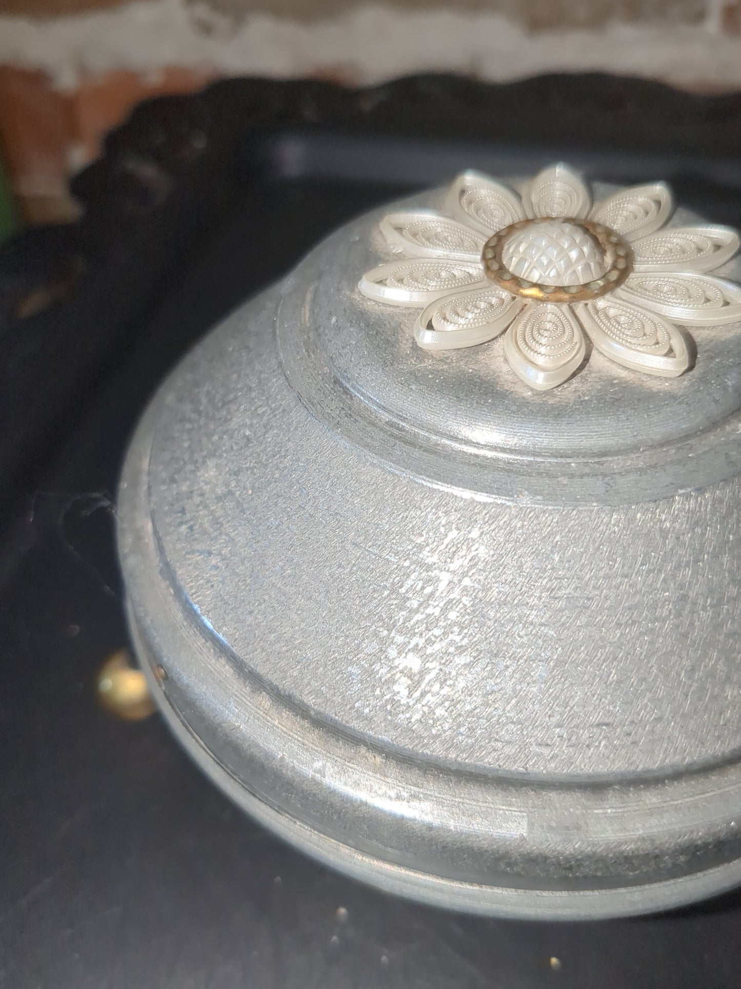 Antique music powder box metal on stand mb89