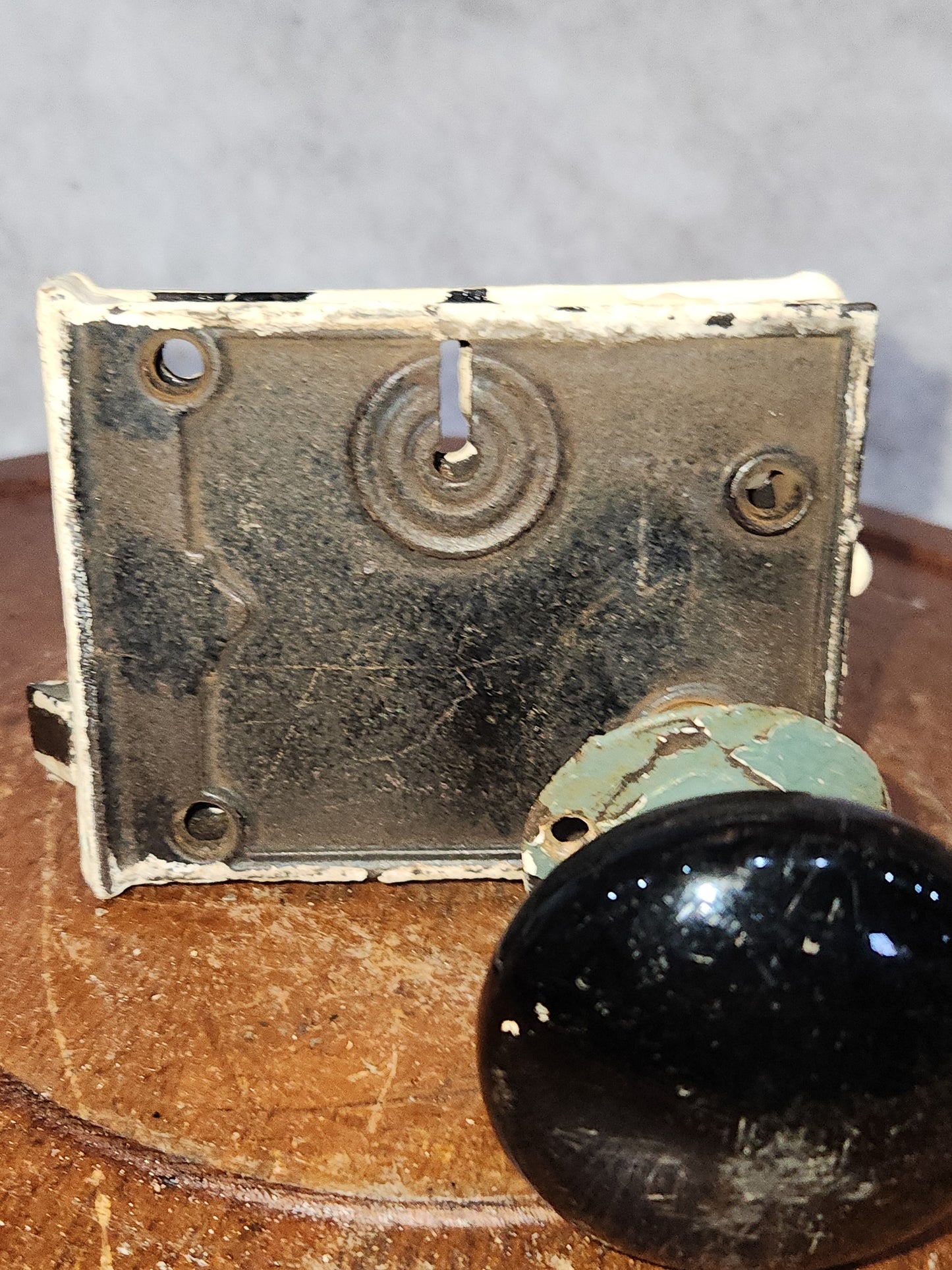 Kn11 Antique Black & White Door Knob and Lock Set kn11