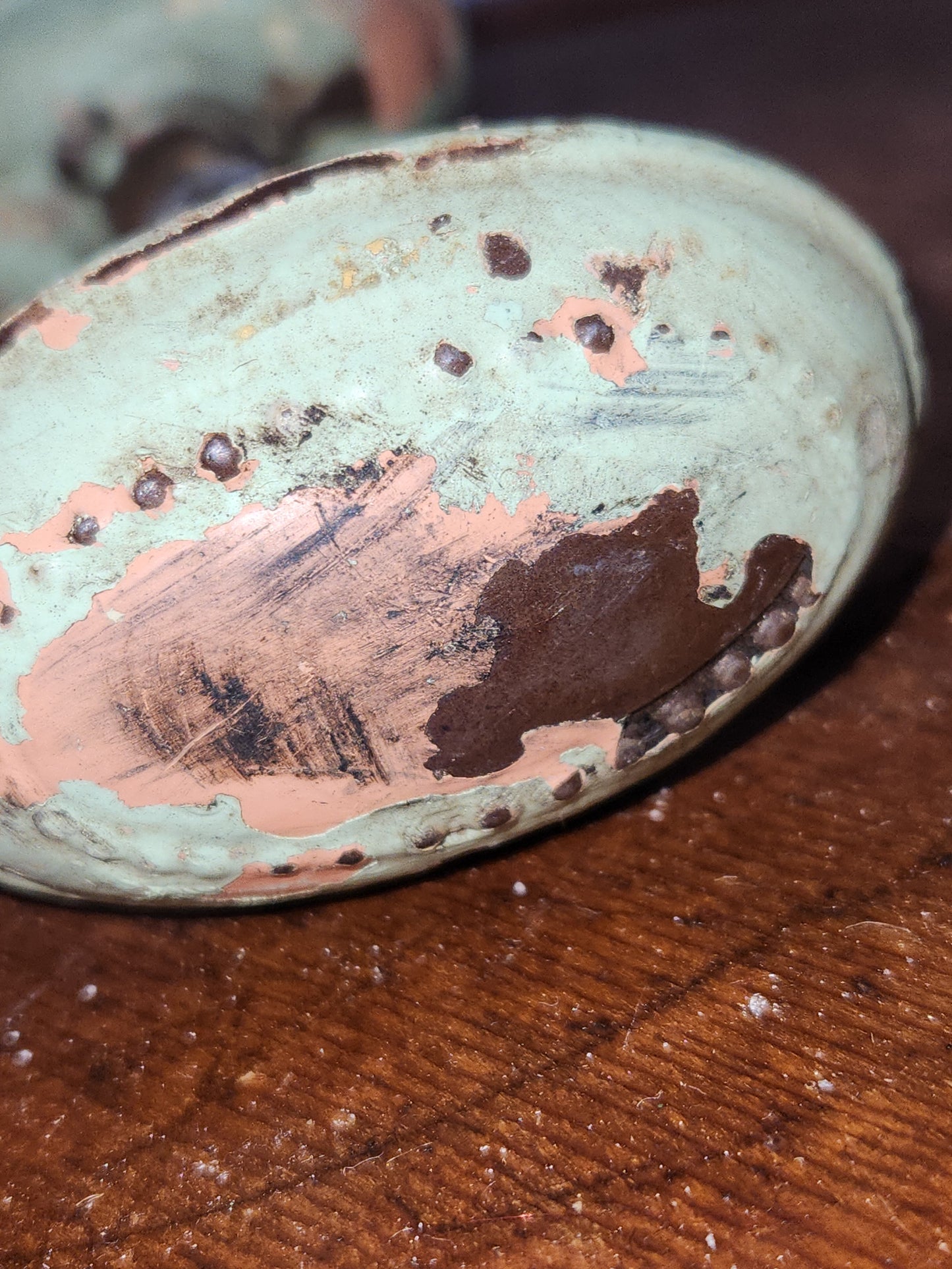 Antique Metal Painted Door Knobs attached to a stem Magnetic kn22
