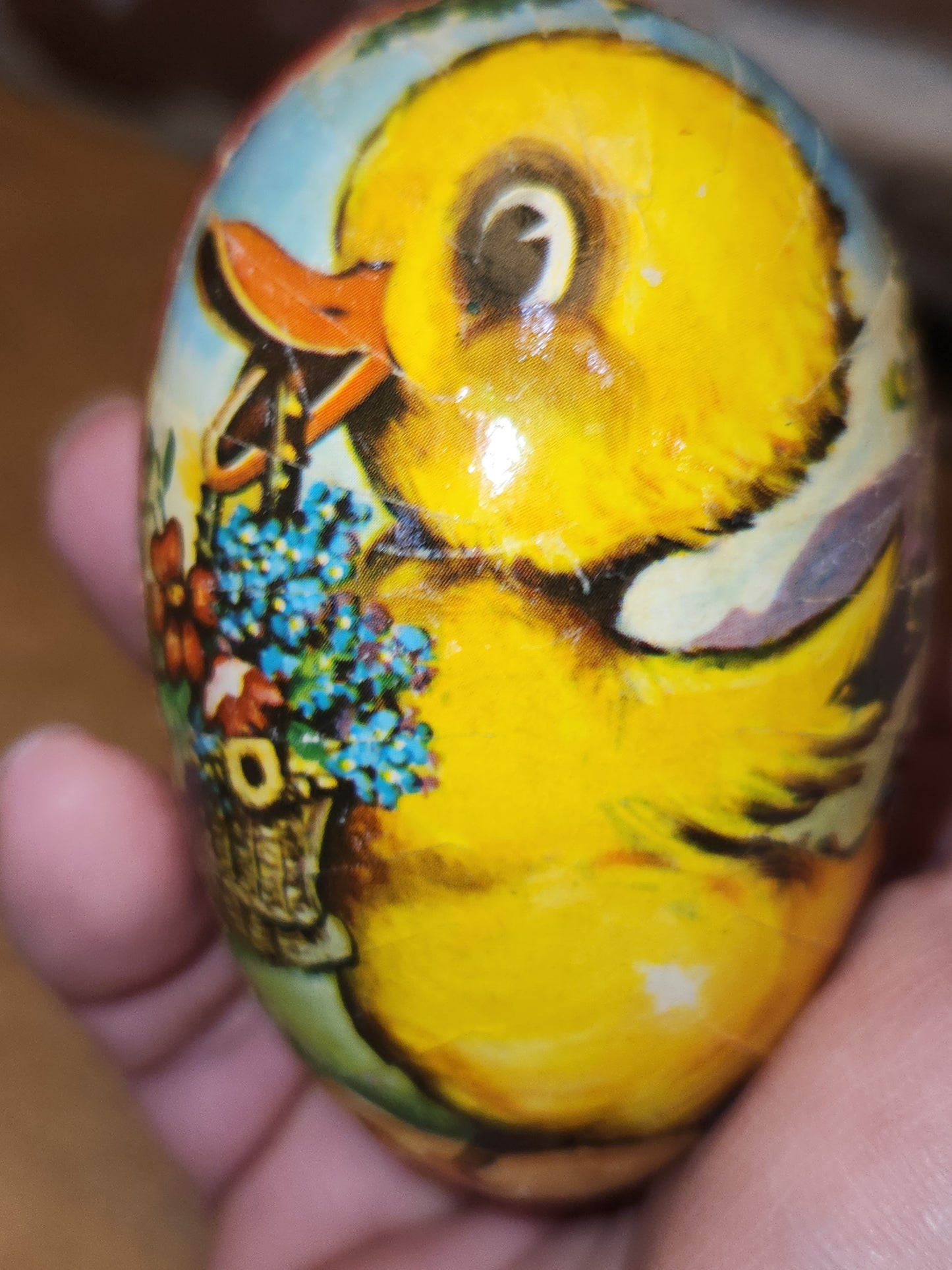 Vintage Easter Egg Candy Box Cardboard or Paper Mache Duck Flowers eg1