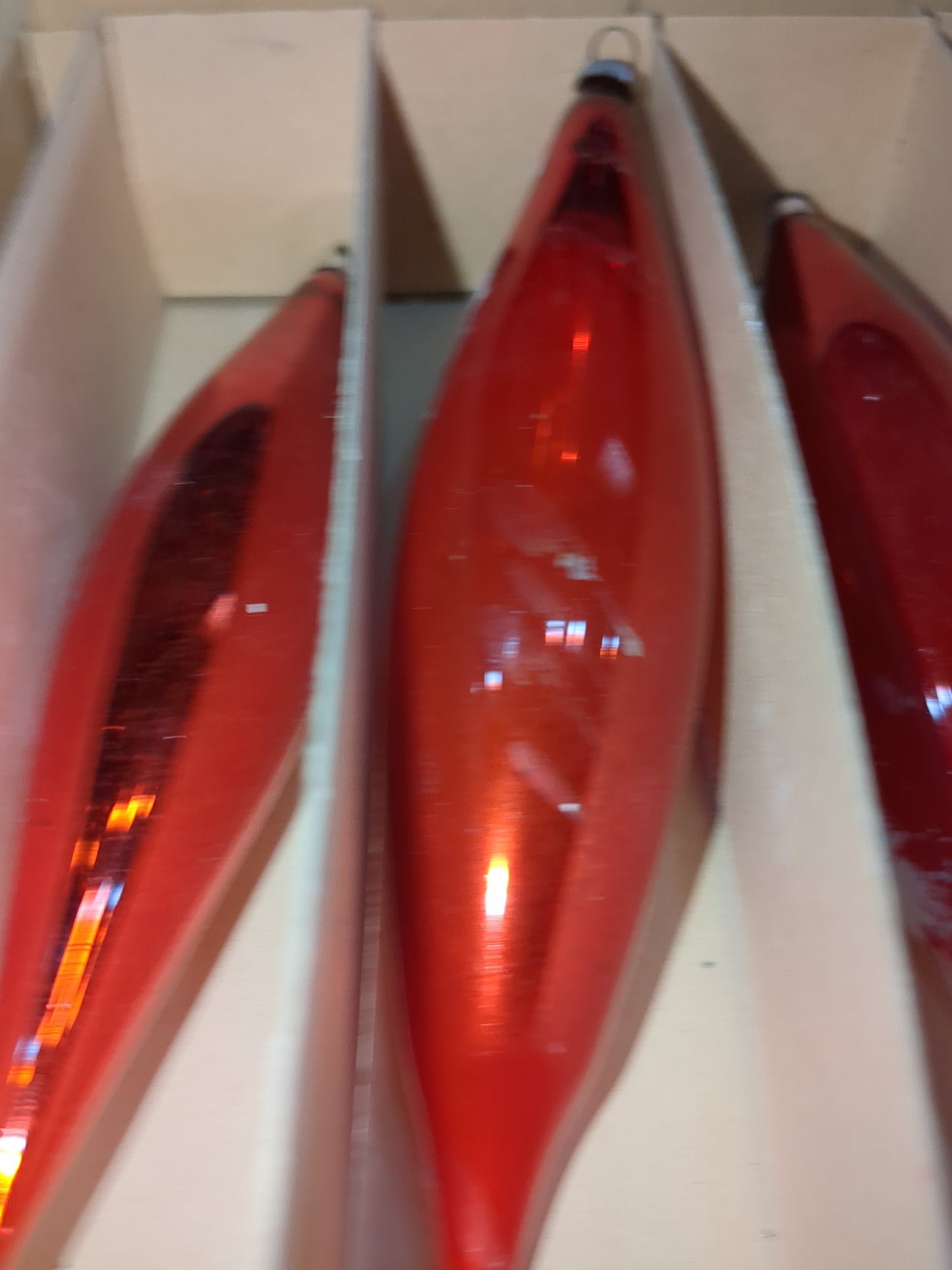 Bo20 vintage red teardrop ornaments