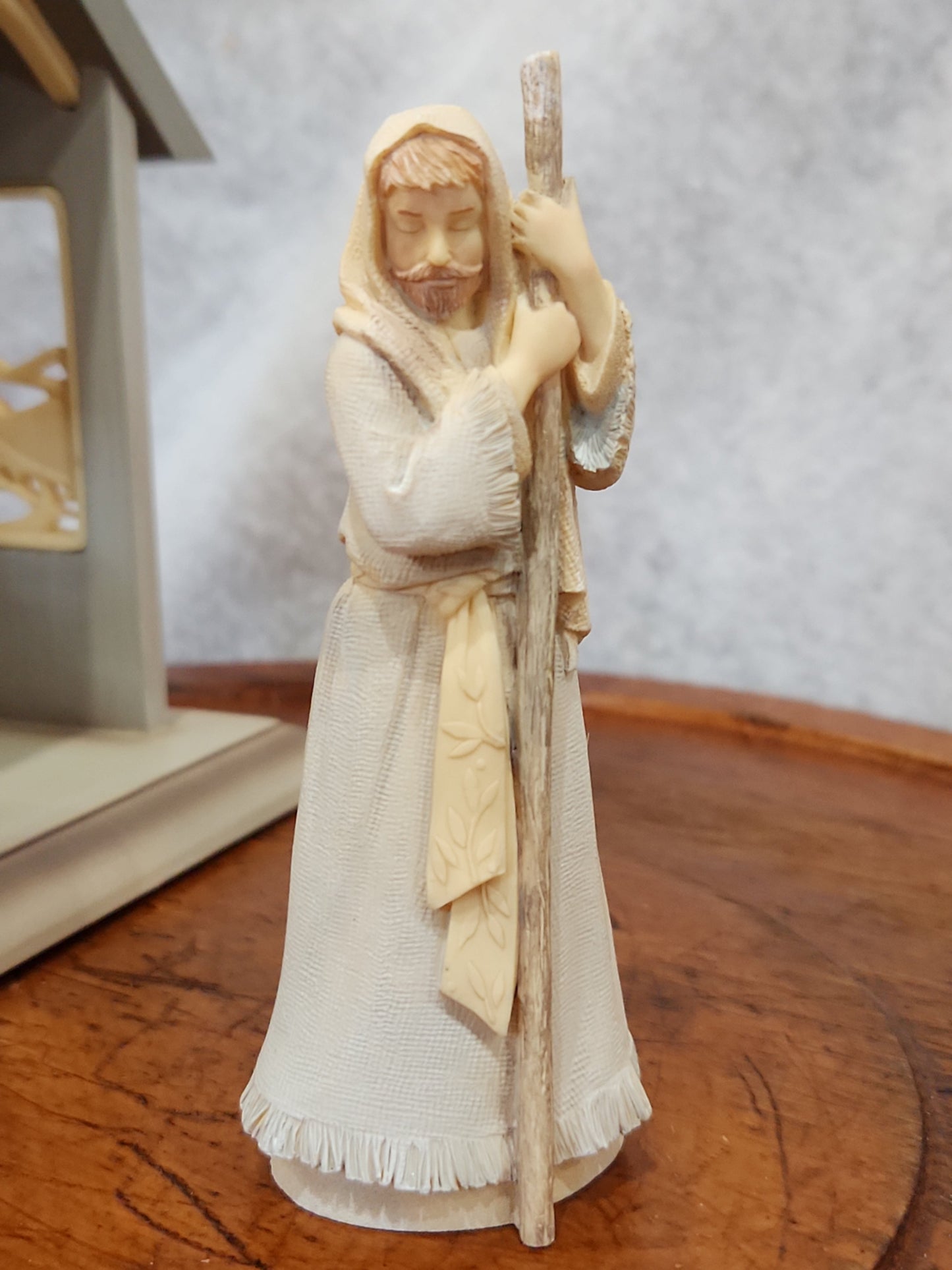 Enesco Nativity with Creche retired 4032062 Mary, Joseph, Jesus SMALL REPAIR DONE ns77