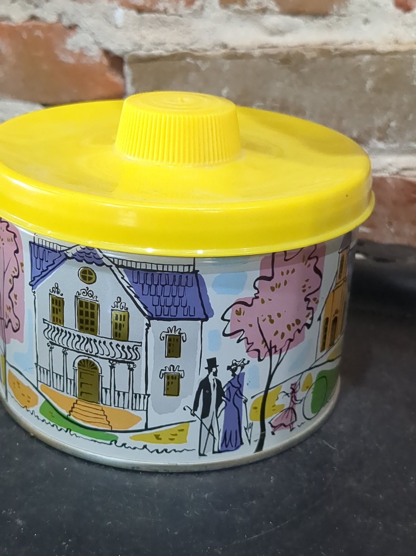 1958 vintage Tin Mrs. Leland's Old Fashioned Golden Butter Bits Horse and Carriage house girl & hoop tin347