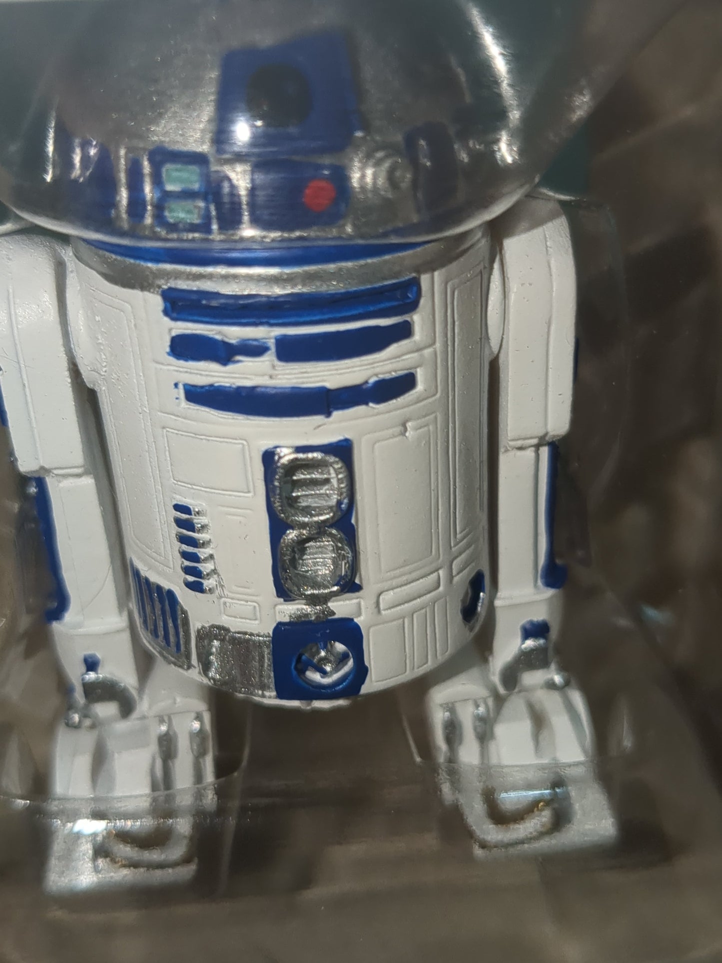 2021 Hallmark Disney Star Wars R2-D2 Christmas Tree Ornament NEW in Box. HH403