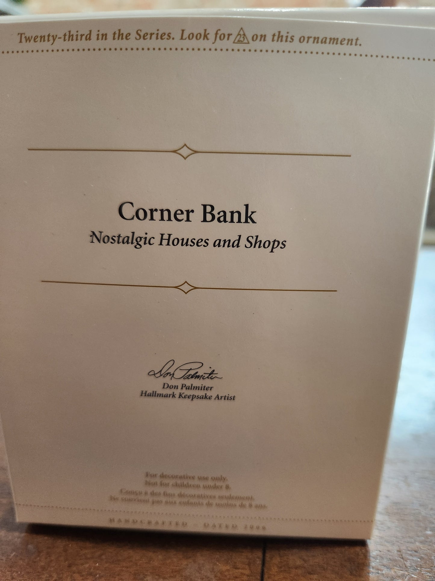 HH2006 2006 bank Ornament Hallmark Nostalgic Houses
