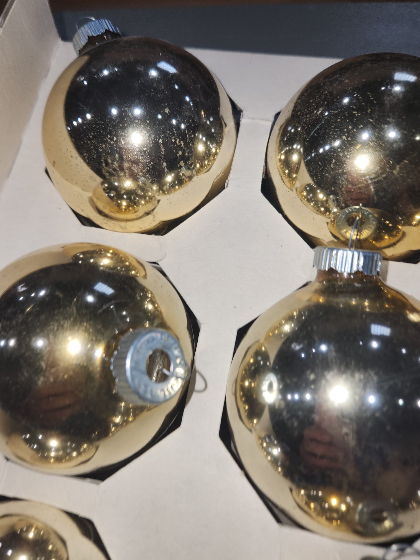 Box of Shiny Brite Brite gold ornament 2 1/2" bo43