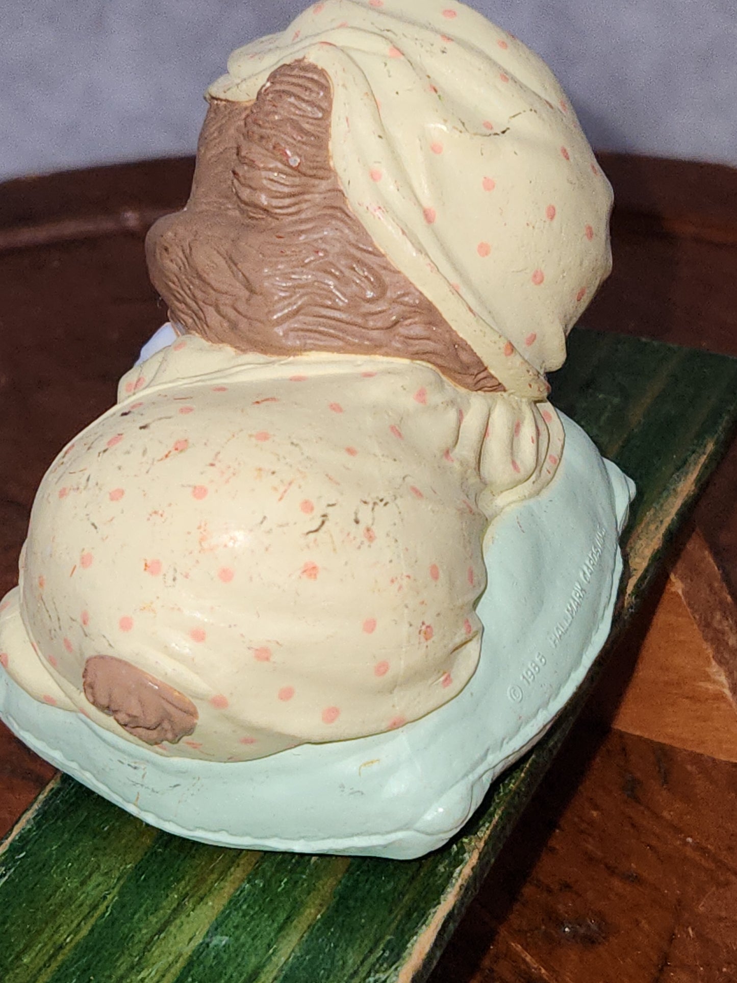 Vintage Hallmark 1986 Sleepy Bear Stocking Hanger Holder Christmas Holiday sh45