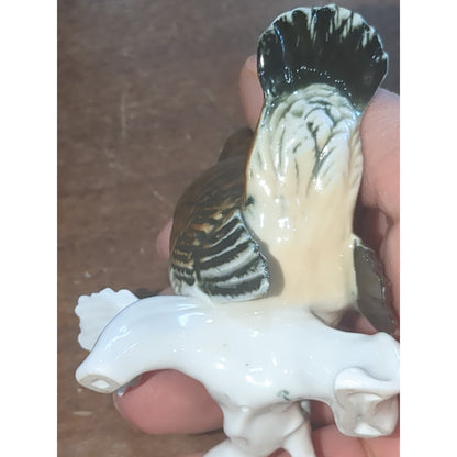 Vintage Karl Ens Porcelain Wren Bird On Branch Figurine