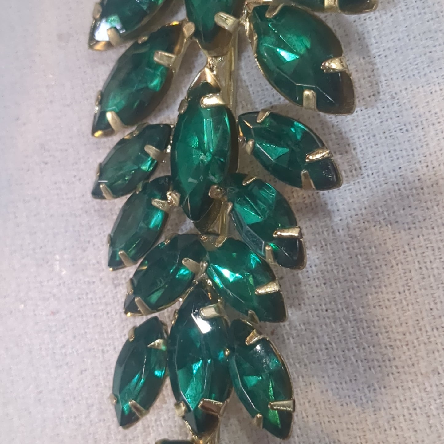 Acrylic green and clear jewel ornament, 5.25in