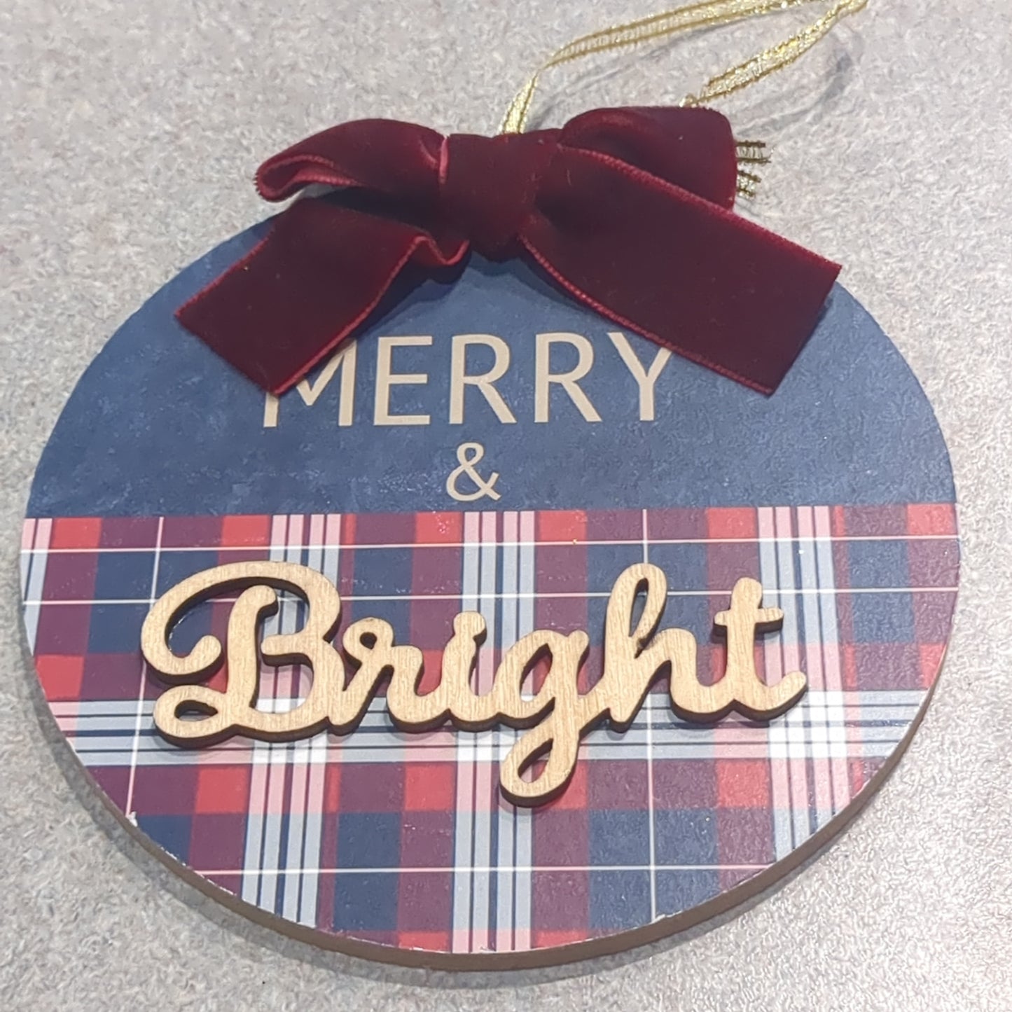 MDF ball ornament Merry & Bright