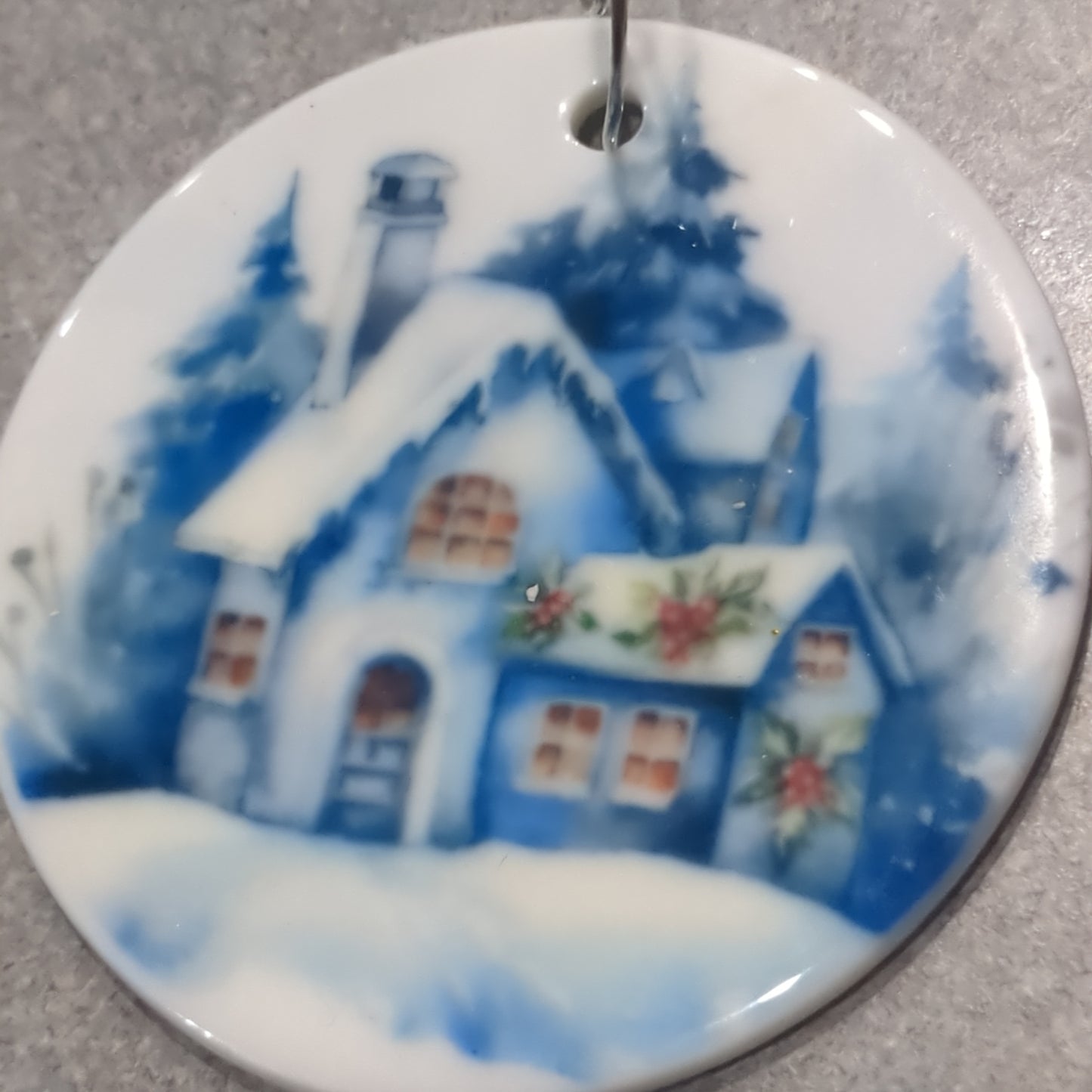 Ceramic ornament white and blue house