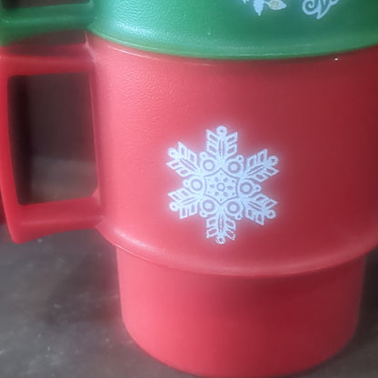 Vintage 4 Tupperware holiday cups with saucers