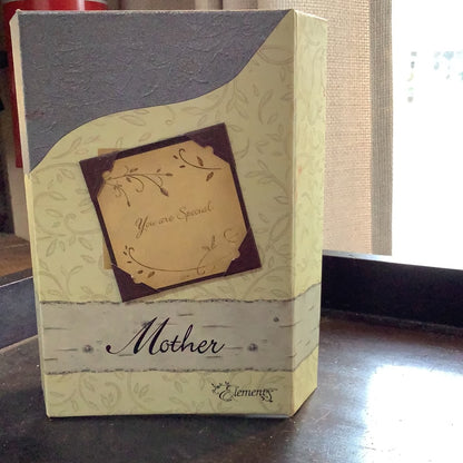 Mothers ornament by Elements