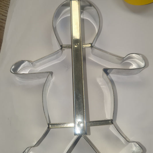 Giant gingerbread cookie cutter CG8