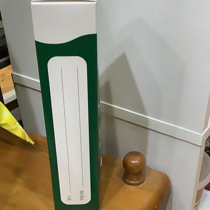 Popcorn snowman kisses kernels