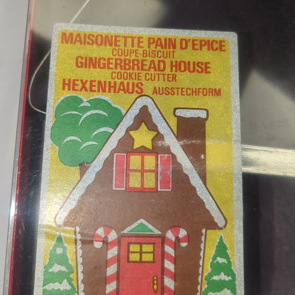 Vintage Giant Fox Run Gingerbread House Cookie Cutter cG5