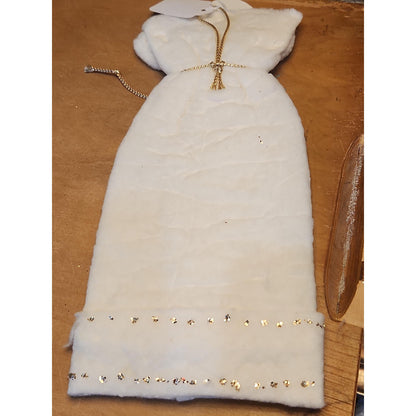 Replica of Antique Ornaments with Actual Vintage Paper Scraps and newer Crepe and Cotton Batting. Chr111