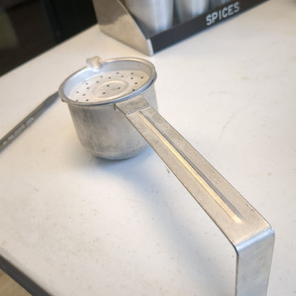alu106 Vintage Sauce Melter with Strainer Lid
