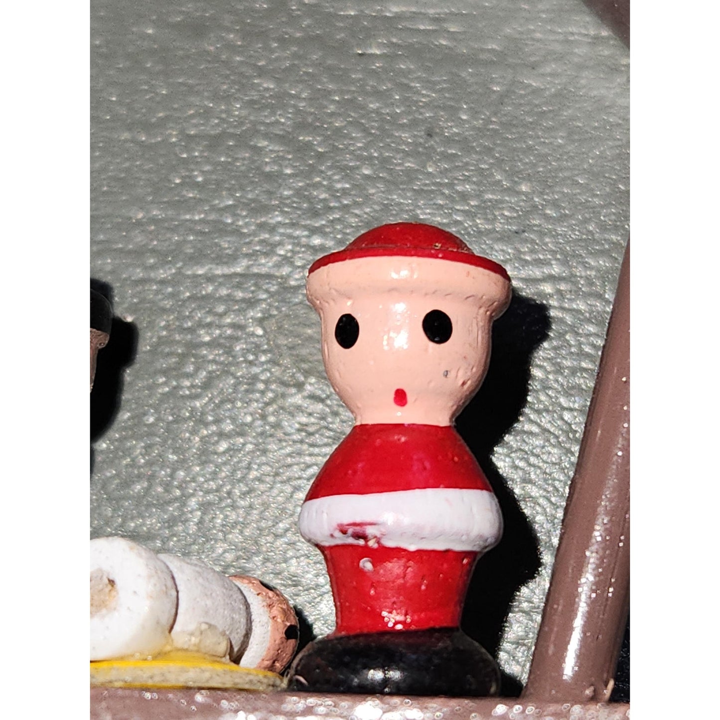 Vintage Tiny Baby Jesus Santa and Priest in a Creche Nativity Taiwan o12