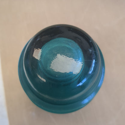 Vintage Teal Green Hemingray  #16 insulator h6-16