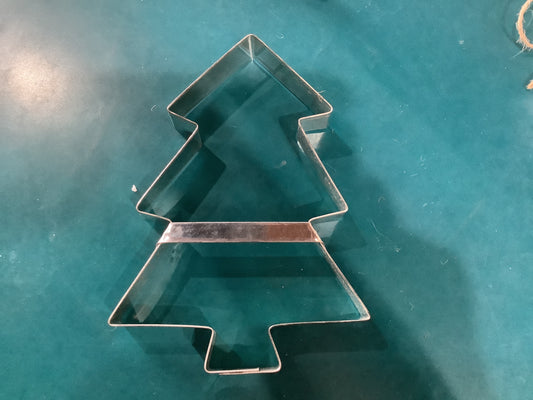 CC12 giant tree cookie cutter
