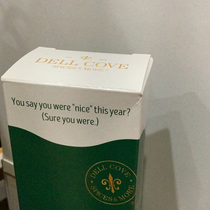 Popcorn snowman kisses kernels