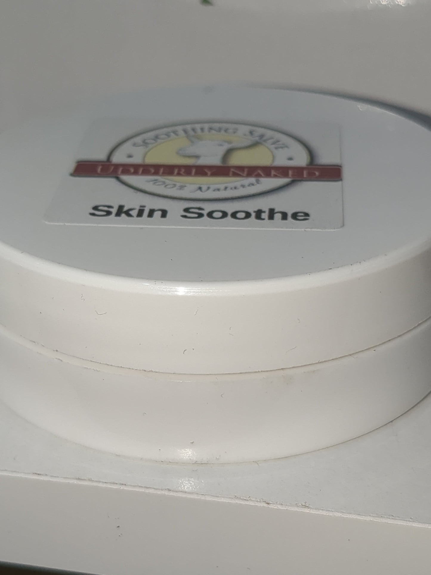 UN8 Utterly naked Skin Soothe 2 oz