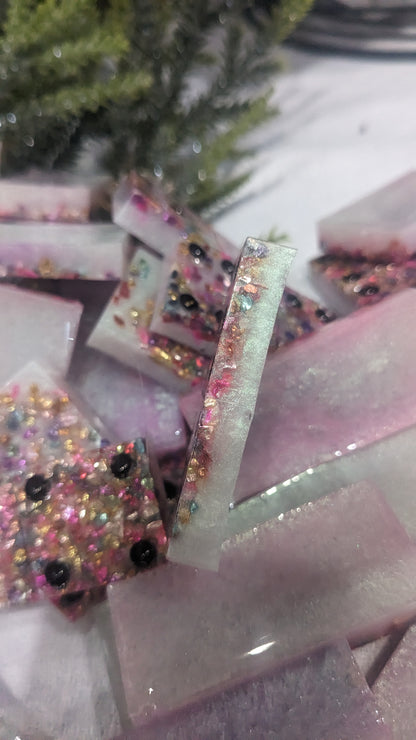 Handcrafted resin Dominoes white, pink filler