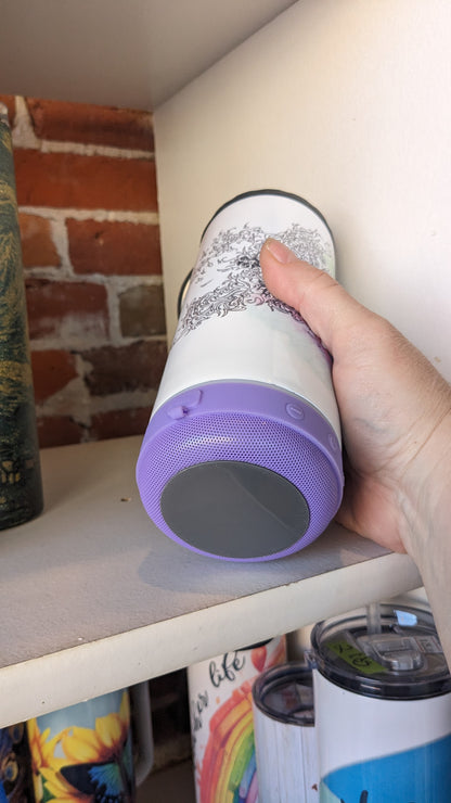 NOW WITH WHITE SPEAKER 17 Oz Speaker Tumbler Peacock