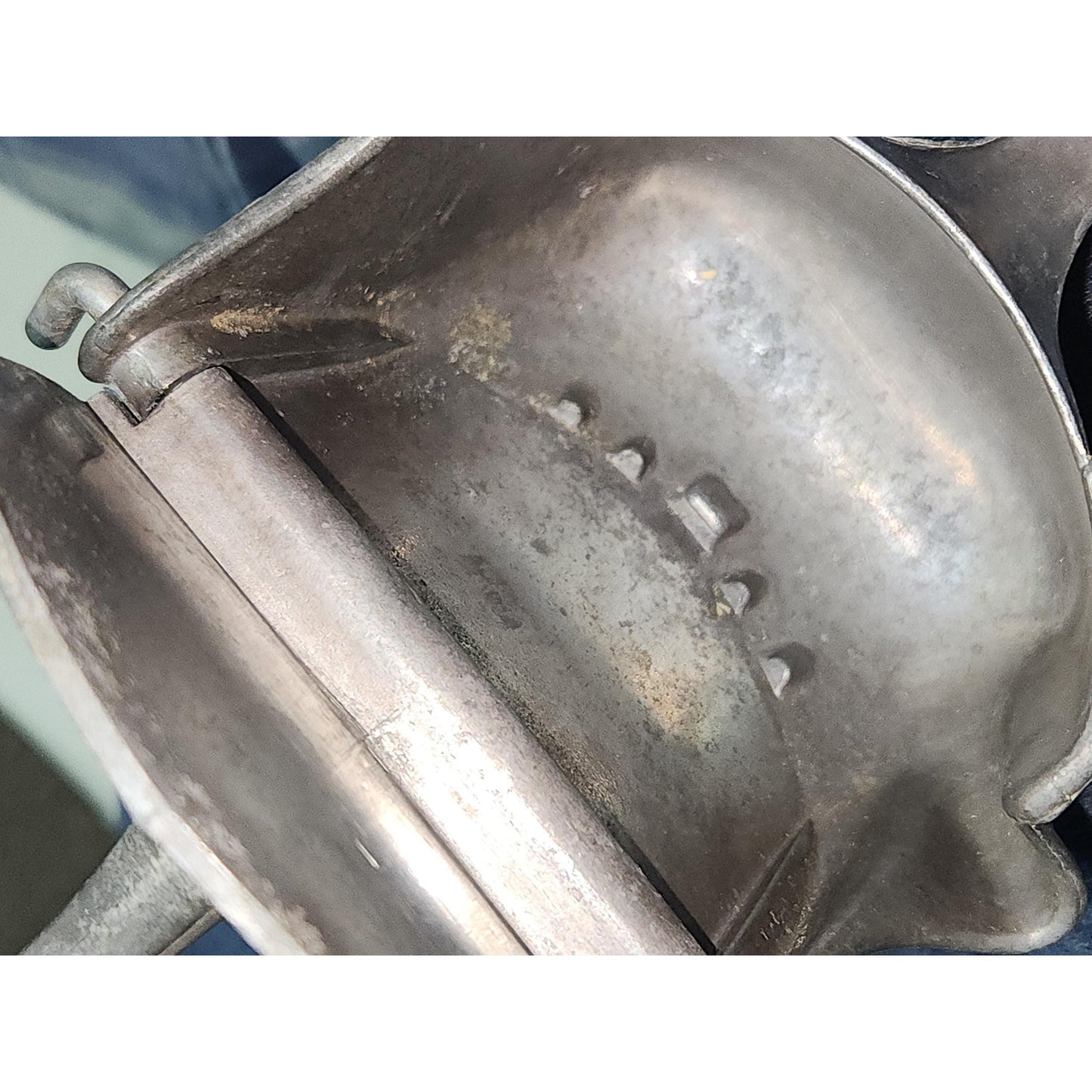 Vintage Large Cast Aluminum Juice Hand Press alu456 Wear-Ever