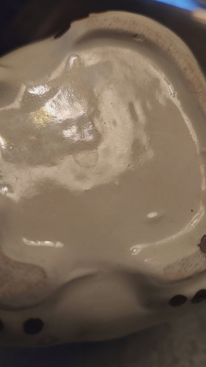 Vintage Shawnee Pottery Creamer Elephant with Trunk Up HAIRLINE CRACK po3