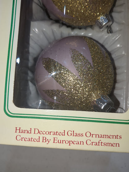 Vintage Christmas lavender BO1