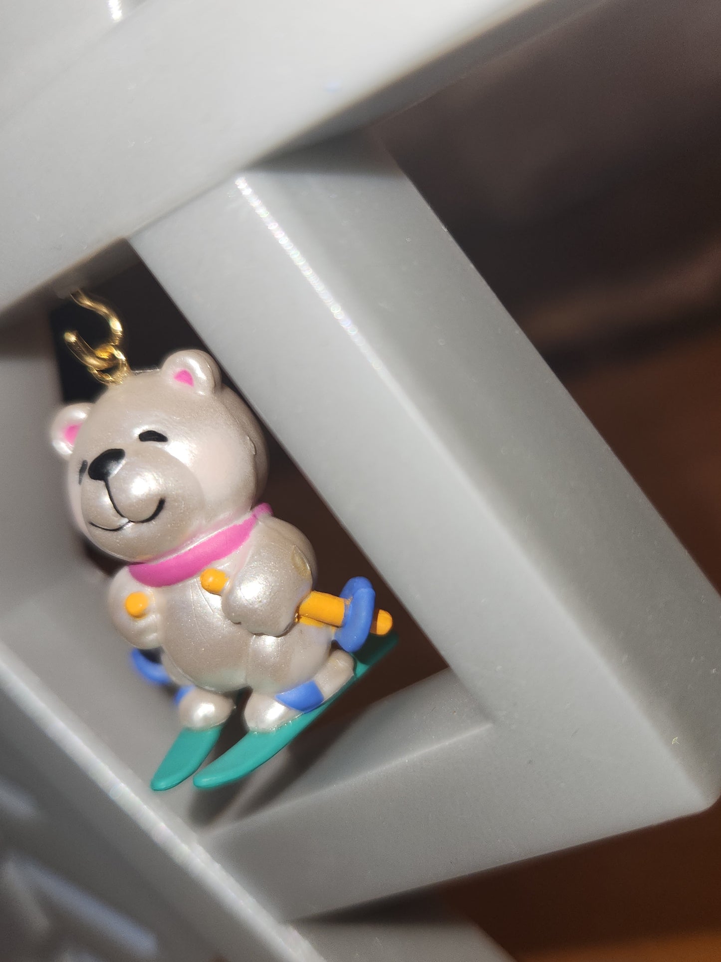 Vintage Avon Wee Winter Friends Display Stand Along With Set Of Four Wee Winter Friends Penguine, Seal, Polar Bear, Eskimo NO BOX ww67