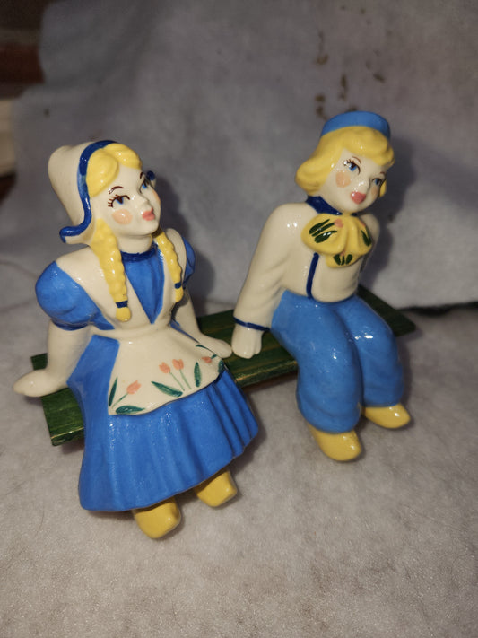 Vintage Ceramic Arts Studio Madison Wis Dutch Boy & Girl Shelf Sitters 4” Tall dut1