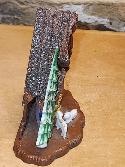 Vintage Plastic Celluloid Triangle Nativity Made in Hong Kong Mica n19