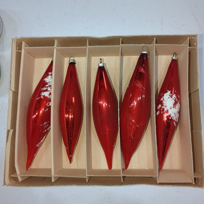 Bo20 vintage red teardrop ornaments