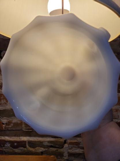 Vintage E.O. Brody Co. MJ-46 Milk Glass Fruit Compose Pestal Vase Candy Dish Trinket  Cleveland Ohio USA J-2537 mg8