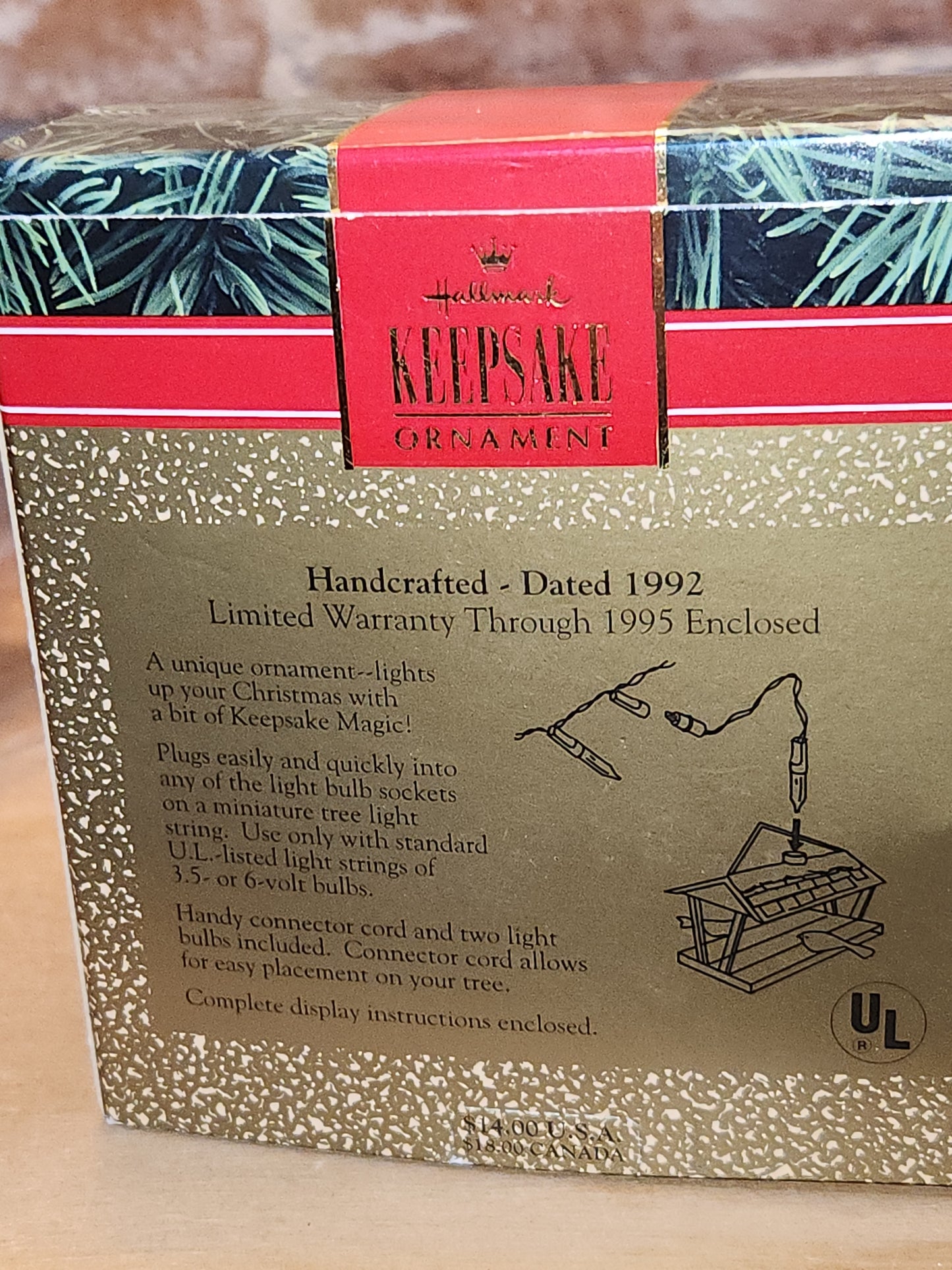 Vintage Hallmark Keepsake Ornament Feathered Friends Bird Feeder Magic Light 1992