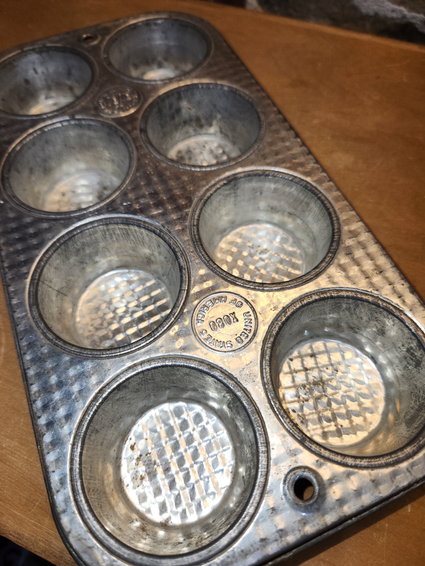 Vintage Ovenex Waffle Pattern Mini Cupcake Muffin Tin 8 muffins kit09