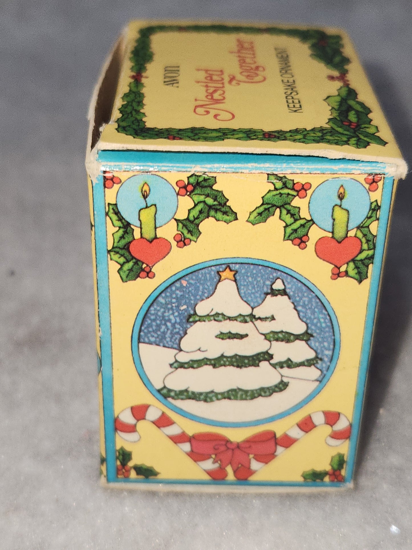 Avon Keepsake Ornaments  Nestled Together 1982 Has Box