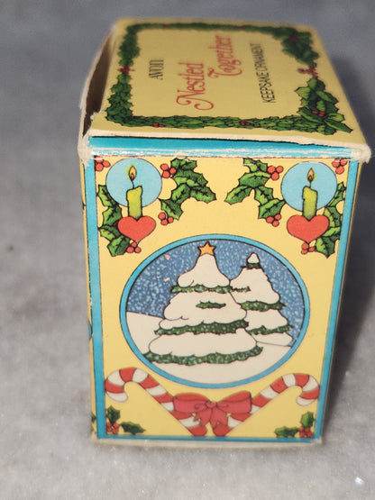 Avon Keepsake Ornaments  Nestled Together 1982 Has Box