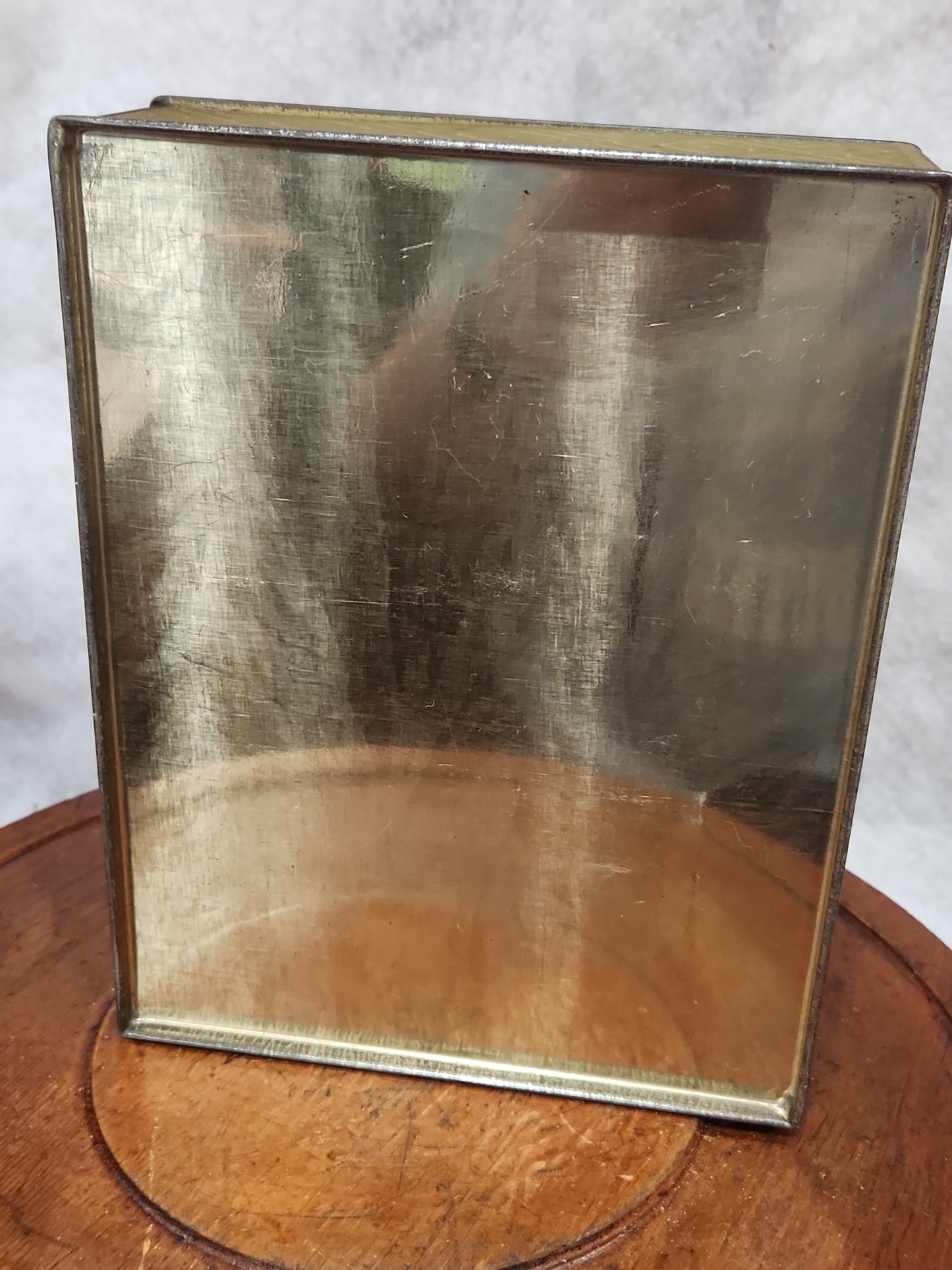 Vintage Whitman's Chocolate Tin box with Image Madame LeBron Tindeco 2 lbs 5 oz EMPTY tin503