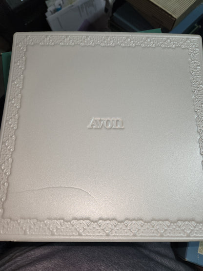 Vintage Avon Christmas 1977 Carollers in the Snow with Original Box. Enoch Wedgewood England