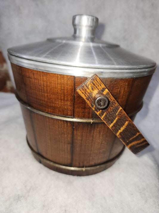 Vintage wood and aluminum ice bucket ice4