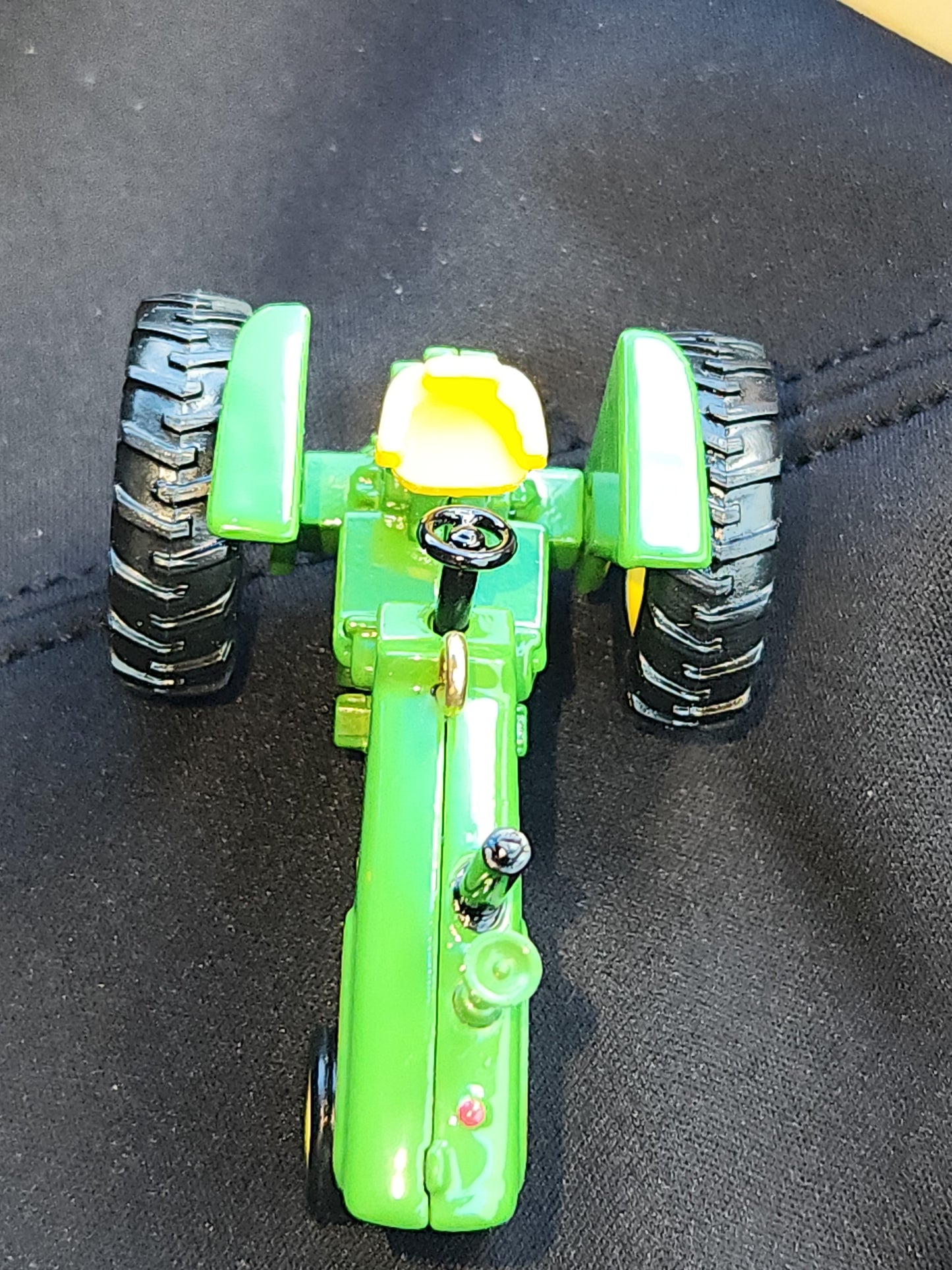 Hallmark Keepsake Ornament John Deere Model 4010 Tractor Die-Cast Metal 2004 minature