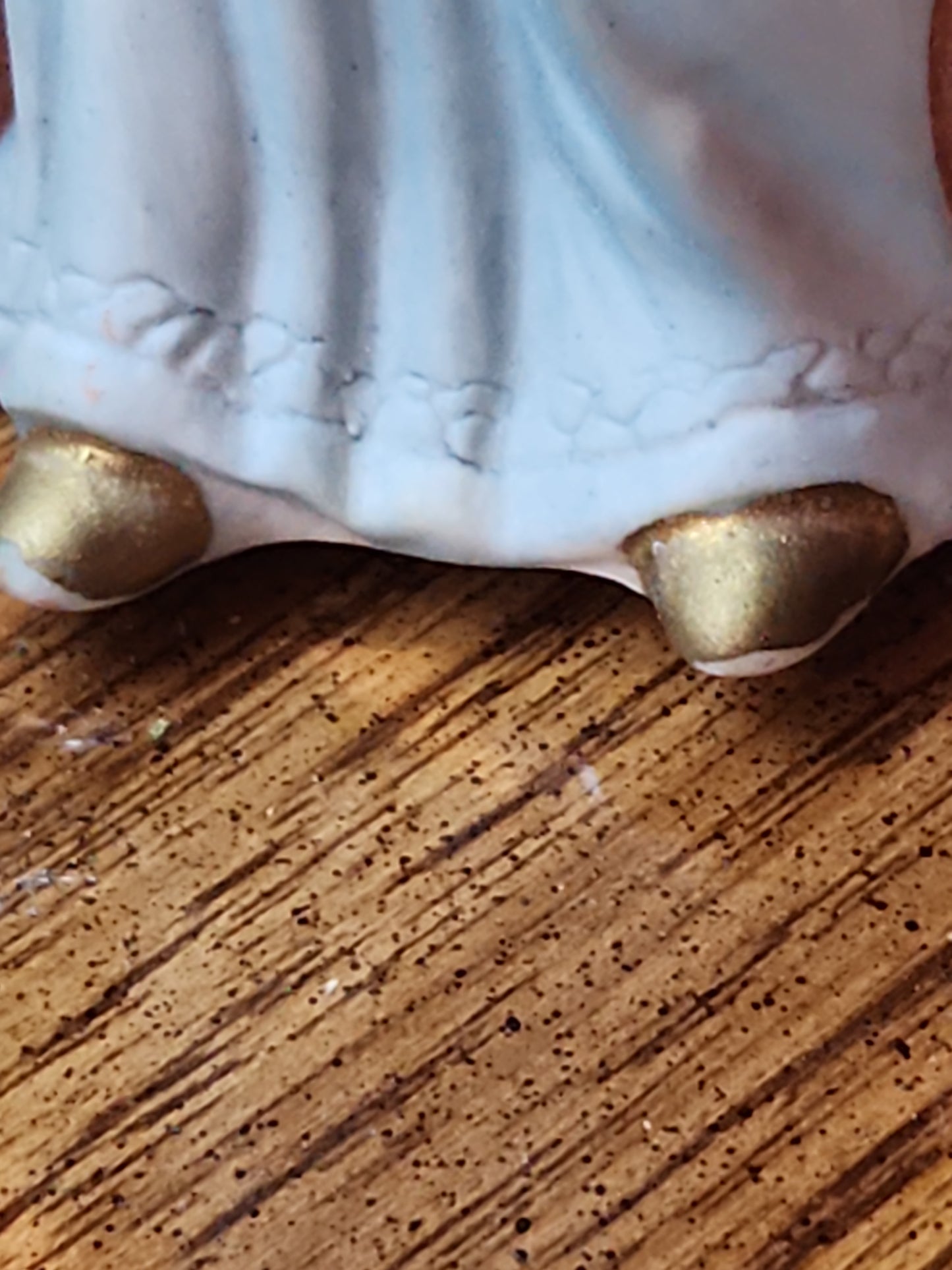 Vintage Homeco 5216 Nine Piece Bisque Porcelain Nativity set