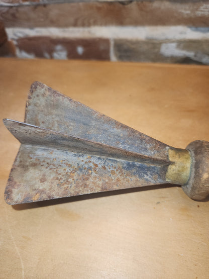 Vintage Wood Handled Hand Chopper Food Mixer Spice Chopper primitive hm4