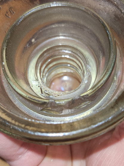 Vintage Whitall Tatum #4 Clear Glass Insulator wh8